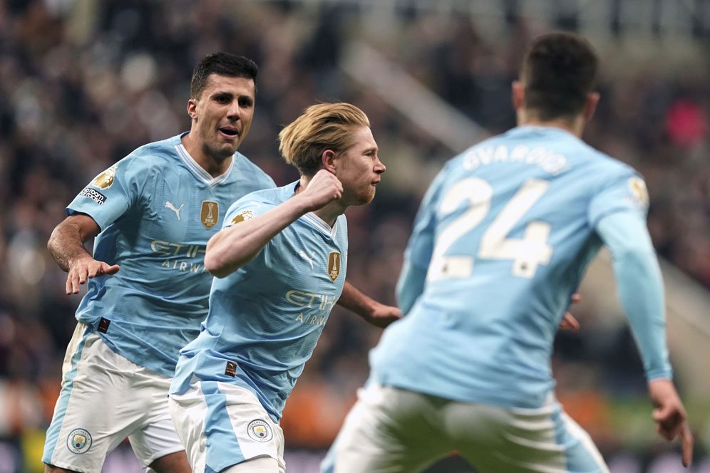 Arsenal Bukan Lagi Favorit Juara, Man City Pakai Cheat Code 'De Bruyne' Arsenal Bukan Lagi Favorit Juara, Man City Pakai Cheat Code 'De Bruyne'