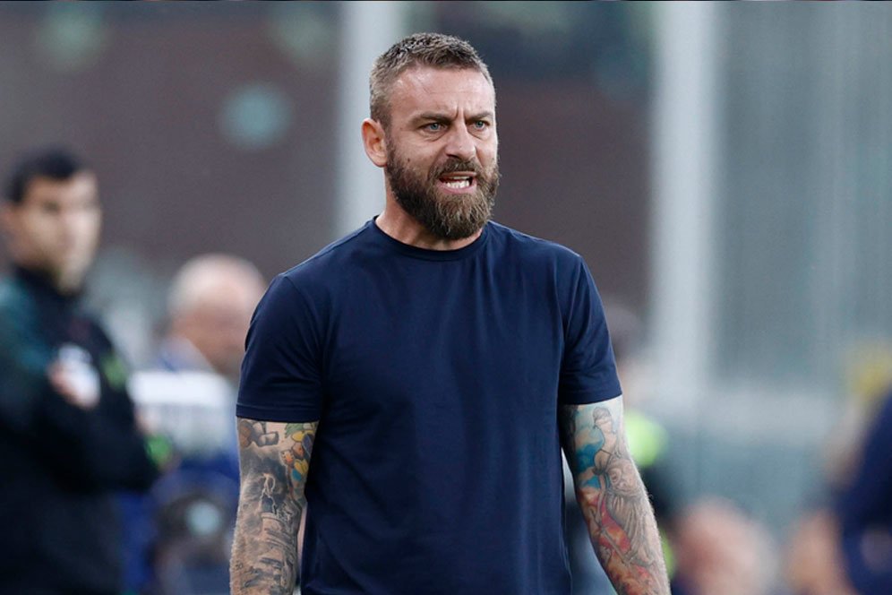 Resmi! Daniele De Rossi Jadi Pengganti Jose Mourinho di AS Roma Resmi! Daniele De Rossi Jadi Pengganti Jose Mourinho di AS Roma