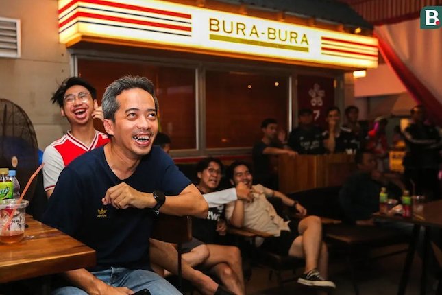 Larut dalam Keseruan Roaring Night Larut dalam Keseruan Roaring Night