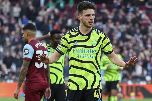 Saksi Performa Gemilang Declan Rice
