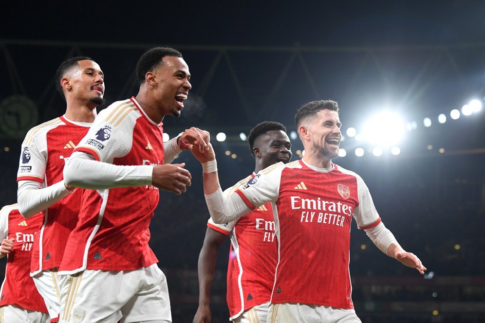 Arsenal Mencari Korban Arsenal Mencari Korban