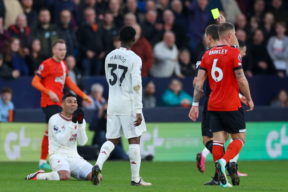 MU Kalahkan Luton Town 2-1, Casemiro Harusnya Dikartu Merah? MU Kalahkan Luton Town 2-1, Casemiro Harusnya Dikartu Merah?