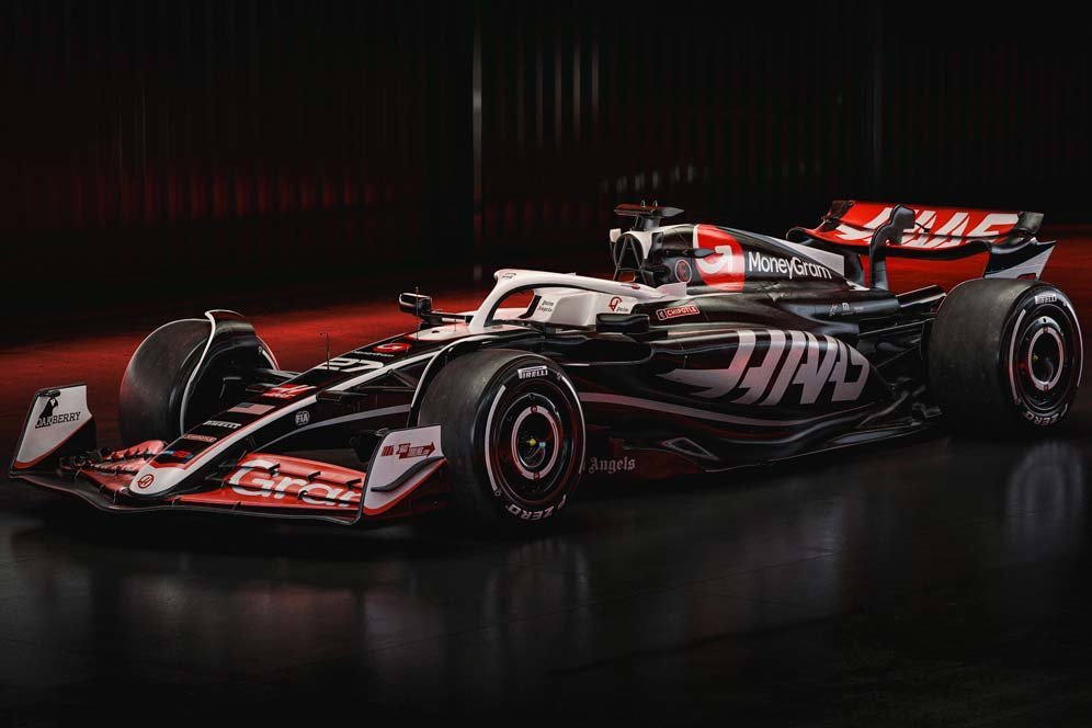 Foto: Corak Baru Mobil MoneyGram Haas F1 Team Jelang Formula 1 2024 Foto: Corak Baru Mobil MoneyGram Haas F1 Team Jelang Formula 1 2024