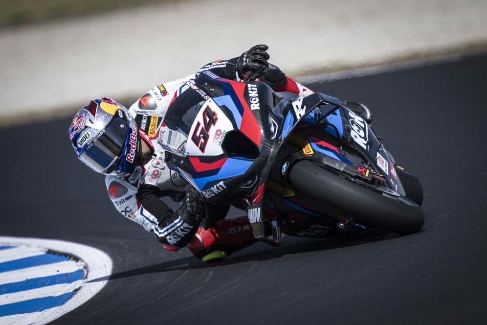 Hasil Race 1 WorldSBK Inggris 2024: Toprak Razgatlioglu Menang, Kalahkan Alex Lowes