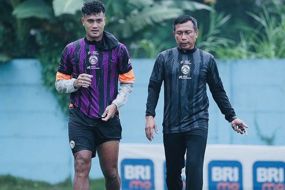 5 Alasan Arema FC Bangkit Bersama Widodo C Putro dan Berpeluang Lolos dari Jeratan Degradasi 5 Alasan Arema FC Bangkit Bersama Widodo C Putro dan Berpeluang Lolos dari Jeratan Degradasi