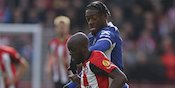 Cair! Newcastle Berminat Boyong Bek Chelsea Ini Cair! Newcastle Berminat Boyong Bek Chelsea Ini