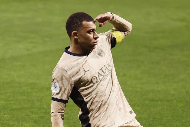 PSG Menang 6-2 saat Tandang