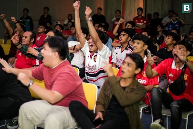 Yuk Ikut Roaring Night Yuk Ikut Roaring Night