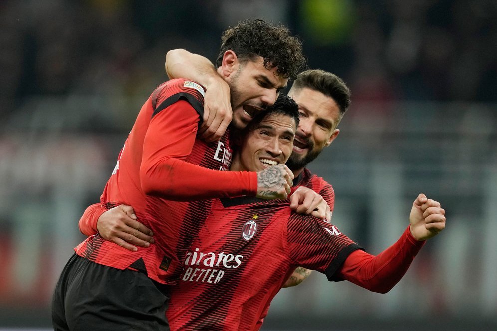 Hasil AC Milan vs Slavia Praha: Skor 4-2 Hasil AC Milan vs Slavia Praha: Skor 4-2