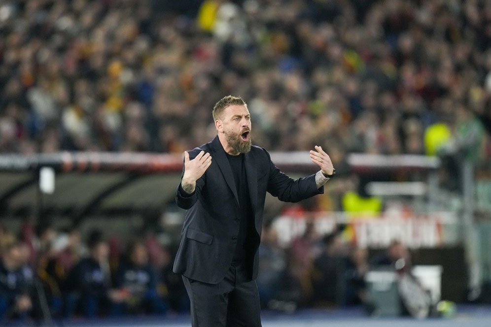 Mencari Pelatih, Parma Memilih Legenda Roma?