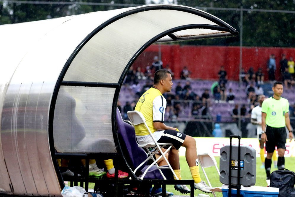40 Tahun dan jadi Manajer, Apa Motivasi Hamka Hamzah Bermain Lagi untuk RANS Nusantara FC? 40 Tahun dan jadi Manajer, Apa Motivasi Hamka Hamzah Bermain Lagi untuk RANS Nusantara FC?