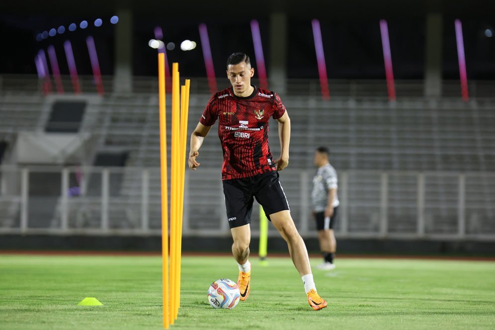 Jay Idzes Berharap Debut Bersama Timnas Indonesia Kala Menghadapi Vietnam Jay Idzes Berharap Debut Bersama Timnas Indonesia Kala Menghadapi Vietnam