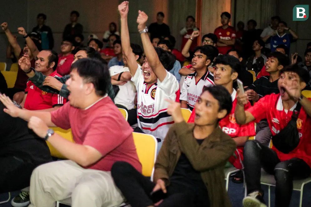 Cerita Roaring Night Derbi Manchester Bareng Fans MU: Awalnya Antusias dan Akhirnya Pahit! Cerita Roaring Night Derbi Manchester Bareng Fans MU: Awalnya Antusias dan Akhirnya Pahit!