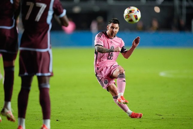 Dulu Messi Sekarang Xavi Dulu Messi Sekarang Xavi