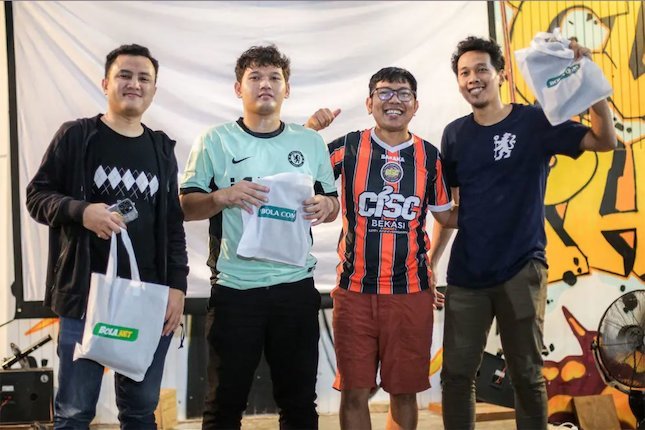 Bahaya Nonton Bajakan Bahaya Nonton Bajakan