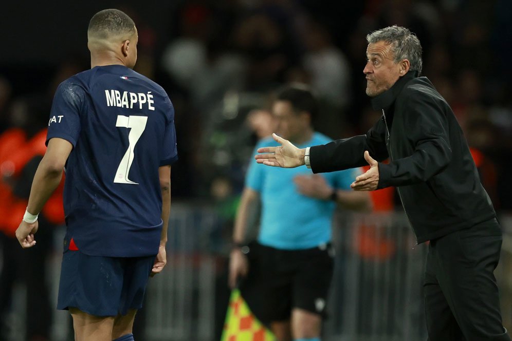 Kylian Mbappe Hilang di Paris, Bisakah Jadi Pahlawan di Barcelona? Kylian Mbappe Hilang di Paris, Bisakah Jadi Pahlawan di Barcelona?