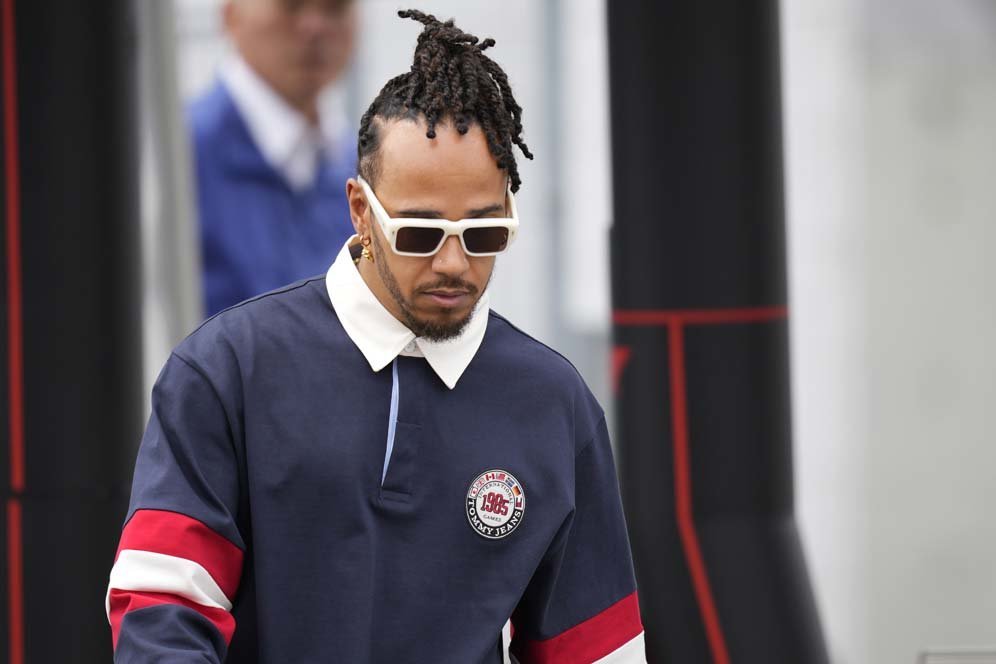 Bestie Sejati, Lewis Hamilton Dukung Sebastian Vettel Jadi Penggantinya di Mercedes Bestie Sejati, Lewis Hamilton Dukung Sebastian Vettel Jadi Penggantinya di Mercedes