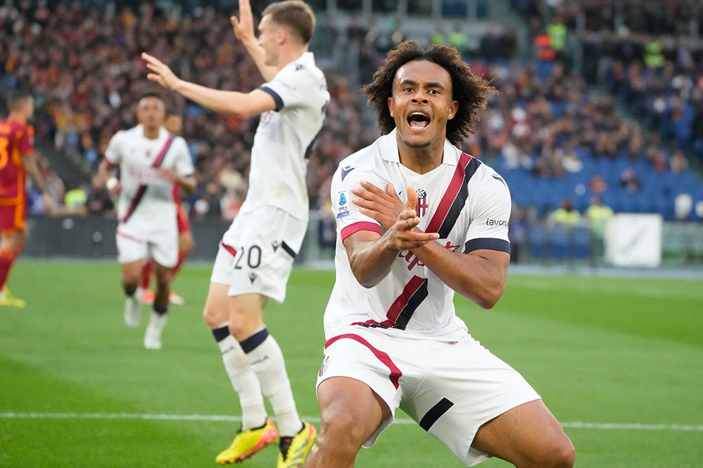 Manchester United Capai Kesepakatan Pribadi dengan Joshua Zirkzee Manchester United Capai Kesepakatan Pribadi dengan Joshua Zirkzee