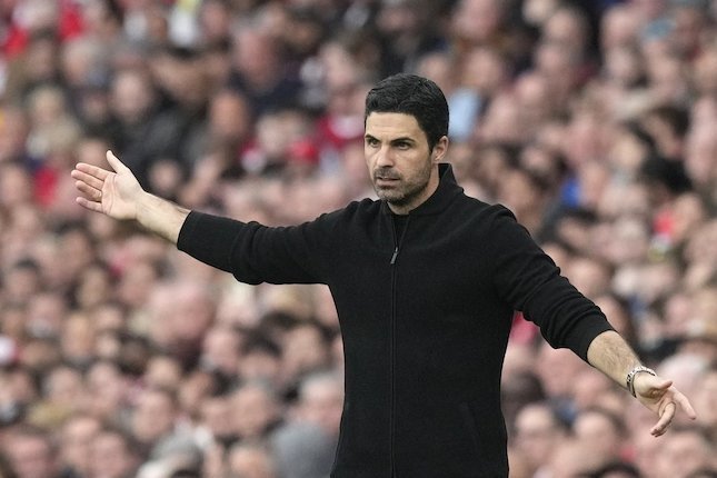 Pelatih: Mikel Arteta Pelatih: Mikel Arteta