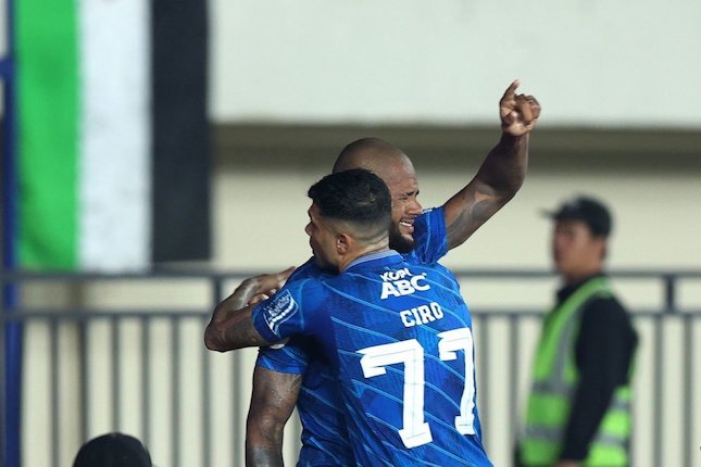 Jadwal, Siaran Langsung, dan Live Streaming Madura United vs Persib Bandung Jadwal, Siaran Langsung, dan Live Streaming Madura United vs Persib Bandung