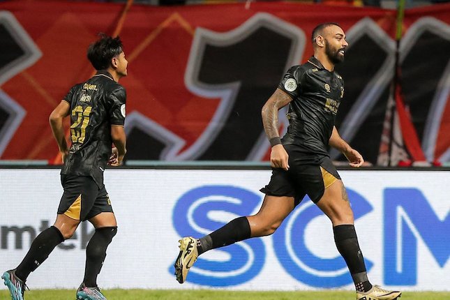 Madura United Susul ke Final Madura United Susul ke Final
