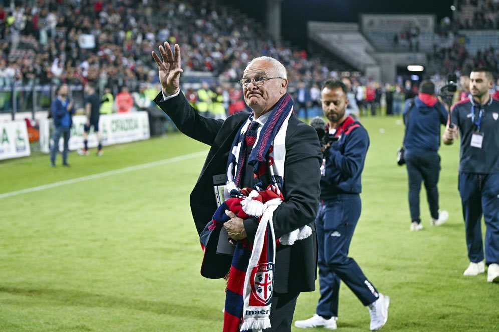 Pensiun 'Setengah Hati' Claudio Ranieri Pensiun 'Setengah Hati' Claudio Ranieri