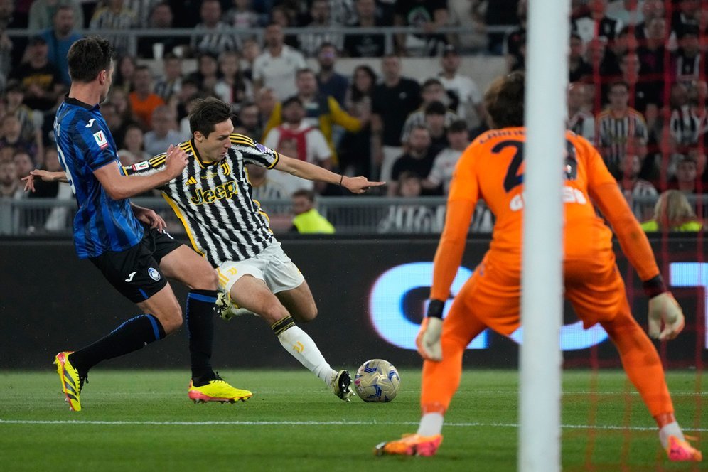 Liverpool Cerdik atau Juventus Blunder, Mengapa Transfer Federico Chiesa Sangat Murah?