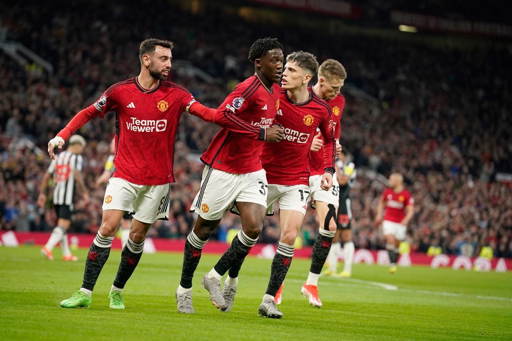 Denmark vs Inggris: Kobbie Mainoo Siap Kesampingkan Pertemanan dengan Hojlund dan Eriksen Denmark vs Inggris: Kobbie Mainoo Siap Kesampingkan Pertemanan dengan Hojlund dan Eriksen