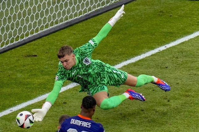 Kiper - Verbruggen Terus Dipercaya Kiper - Verbruggen Terus Dipercaya