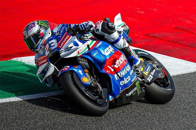 Aksi Menawan Duet Ducati Lenovo Team