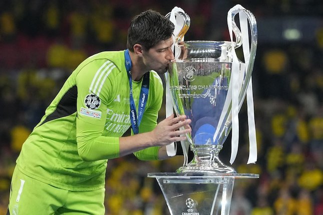 Musim yang Sulit buat Courtois, tapi Berakhir Manis