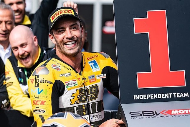 Langsung Moncer di WorldSBK Usai Akhiri Masa Larangan Balap Langsung Moncer di WorldSBK Usai Akhiri Masa Larangan Balap