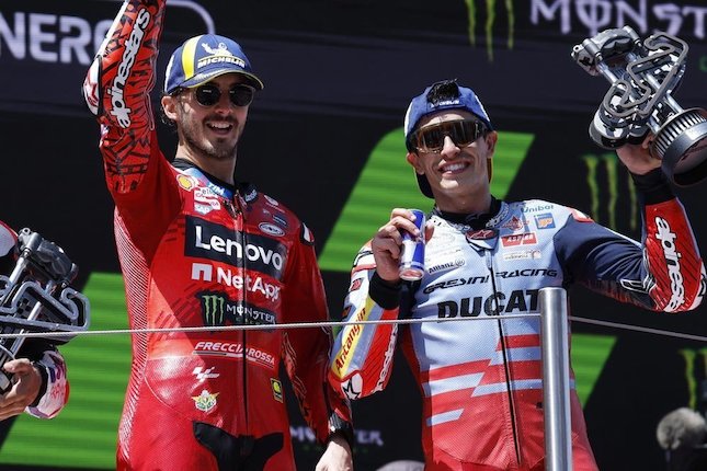 Yakin Pecco Bagnaia-Marc Marquez Akur di Luar Trek