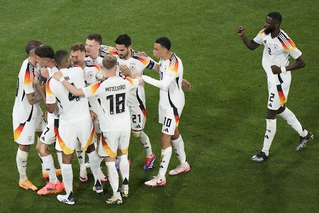80 Menit yang Brilian dari Toni Kroos 80 Menit yang Brilian dari Toni Kroos