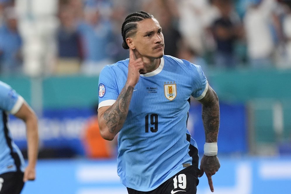 Darwin Nunez dengan Baju Timnas Uruguay: Gol, Gol, Gol, Gol, Gol, Gol, dan Gol Darwin Nunez dengan Baju Timnas Uruguay: Gol, Gol, Gol, Gol, Gol, Gol, dan Gol