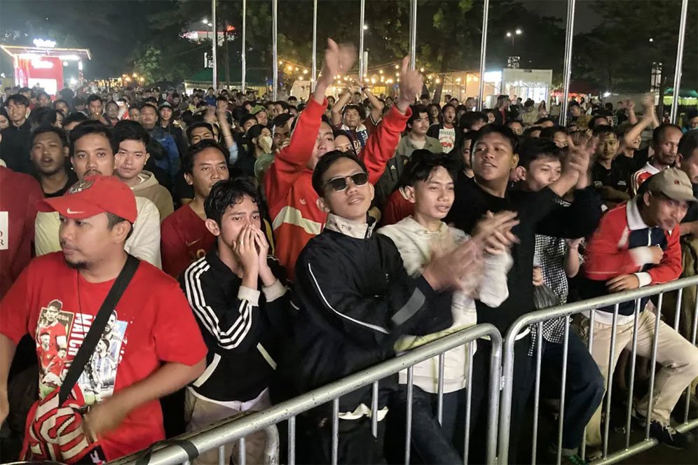 Kata Oki Rengga & Bung Towel di Malamnya Bola: Indonesia Bikin Gembira, Tapi Awas Persaingan Lebih Berat Kata Oki Rengga & Bung Towel di Malamnya Bola: Indonesia Bikin Gembira, Tapi Awas Persaingan Lebih Berat