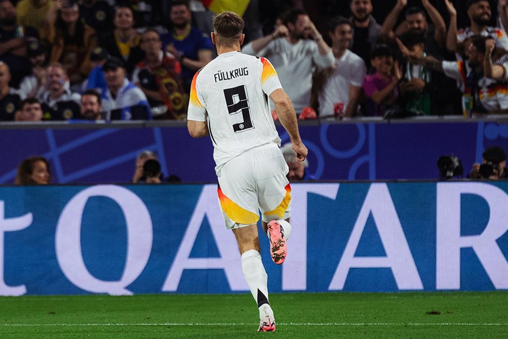 Sakit tapi Bangga! Niat Hati Nonton Bola, Tangan Fans Jerman Patah Terkena Tendangan Niclas Fullkrug