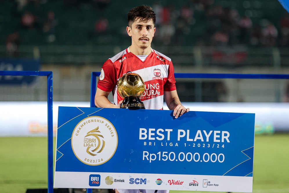 Resmi: Madura United Berpisah dengan Francisco Rivera Resmi: Madura United Berpisah dengan Francisco Rivera