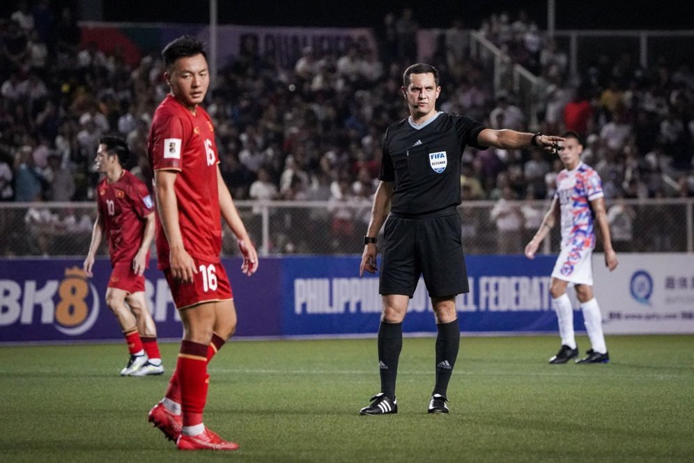 Profil Rustam Lutfullin, Wasit Laga Timnas Indonesia vs Filipina: Dikenal Tegas dan Kontroversial Profil Rustam Lutfullin, Wasit Laga Timnas Indonesia vs Filipina: Dikenal Tegas dan Kontroversial