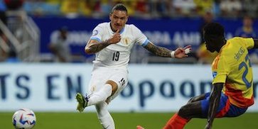 Darwin Nunez Gelut dengan Fans Timnas Kolombia