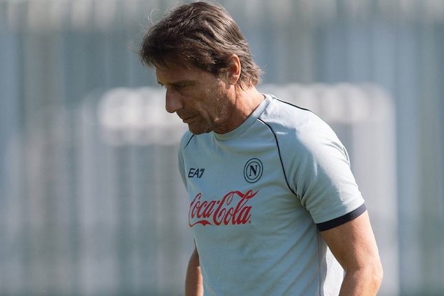 Conte Fokus Tuntaskan Misi Bersama Napoli