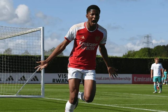 Striker Muda Berbakat Striker Muda Berbakat