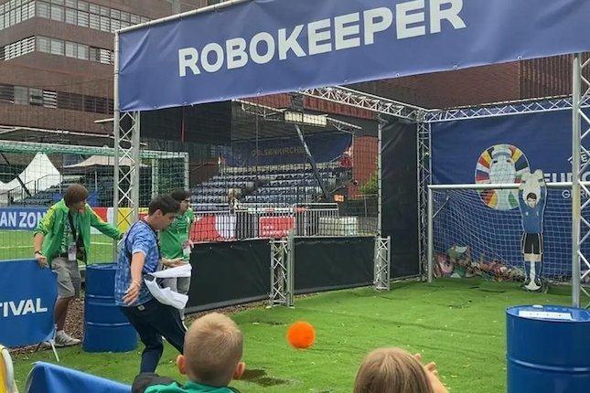 Rekreasi untuk Penggemar Sepak Bola Rekreasi untuk Penggemar Sepak Bola