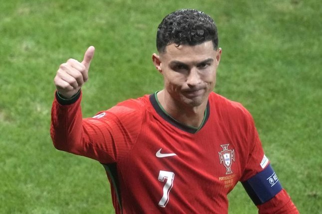Kalahkan Ronaldo Kalahkan Ronaldo
