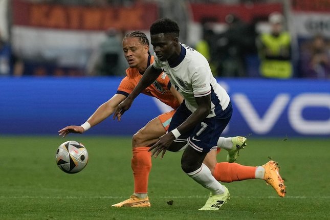 Ogah Dilepas Ogah Dilepas