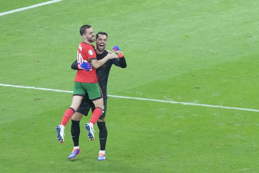 Usai Jadi Juru Selamat Timnas Portugal, Diogo Costa: Pertandingan Terbaik dalam Karier Saya! Usai Jadi Juru Selamat Timnas Portugal, Diogo Costa: Pertandingan Terbaik dalam Karier Saya!