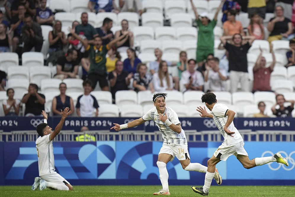 Ancaman Serius Timnas Indonesia: Nasibnya di Klub Italia Tak Jelas, Bintang Irak Fokus ke Kualifikasi Piala Dunia 2026 Ancaman Serius Timnas Indonesia: Nasibnya di Klub Italia Tak Jelas, Bintang Irak Fokus ke Kualifikasi Piala Dunia 2026