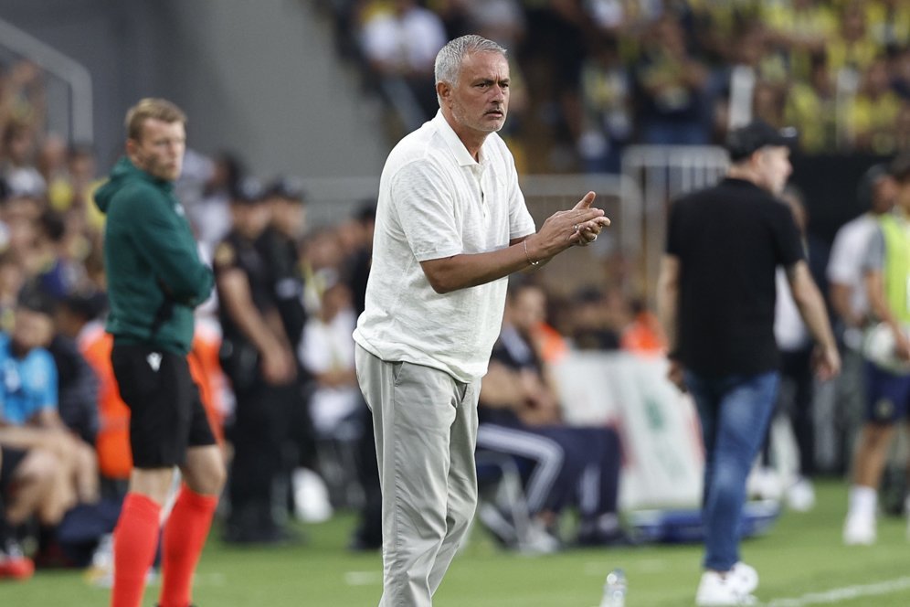 Rekap Hasil Liga Champions Tadi Malam: Tim Jose Mourinho Sekali Lagi Menang Dramatis