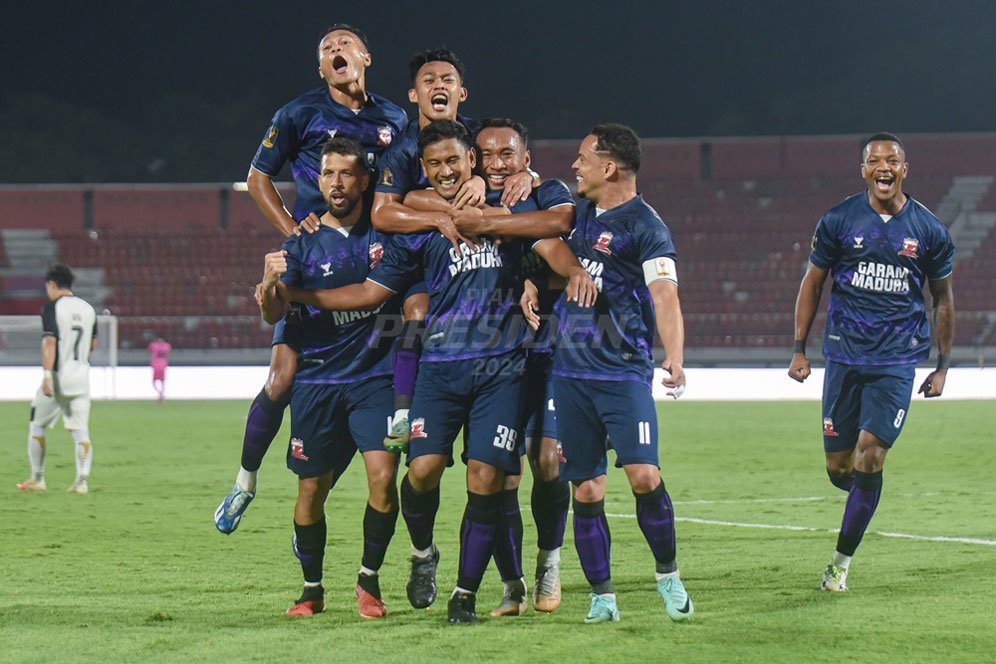 Terseok-Seok di Kompetisi Domestik, Madura United Dinilai Bisa Berprestasi di AFC Challenge League Terseok-Seok di Kompetisi Domestik, Madura United Dinilai Bisa Berprestasi di AFC Challenge League