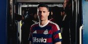 Lagi-lagi Keren! Newcastle Rilis Jersey Away untuk Musim 2024/2025, Throwback ke Era 90-an